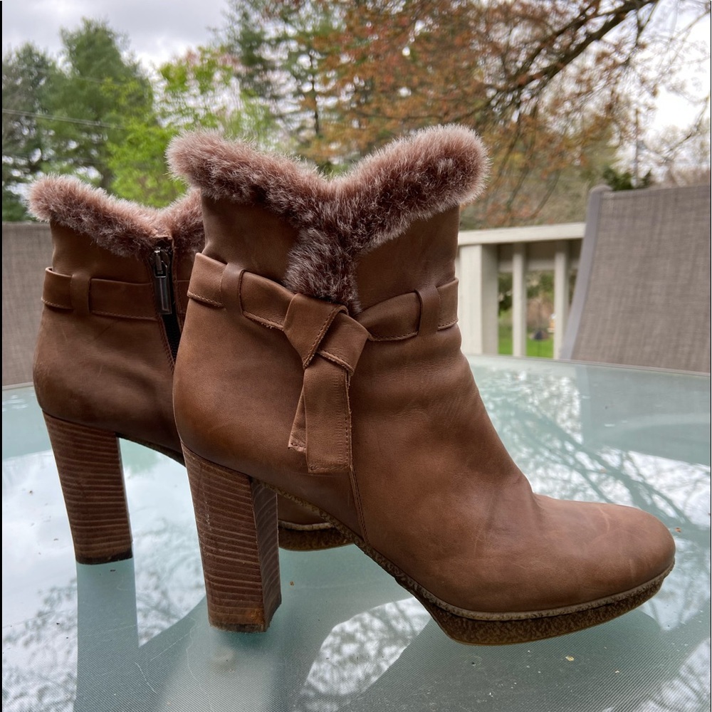 Aquatella Italian ankle boots size 8.5
